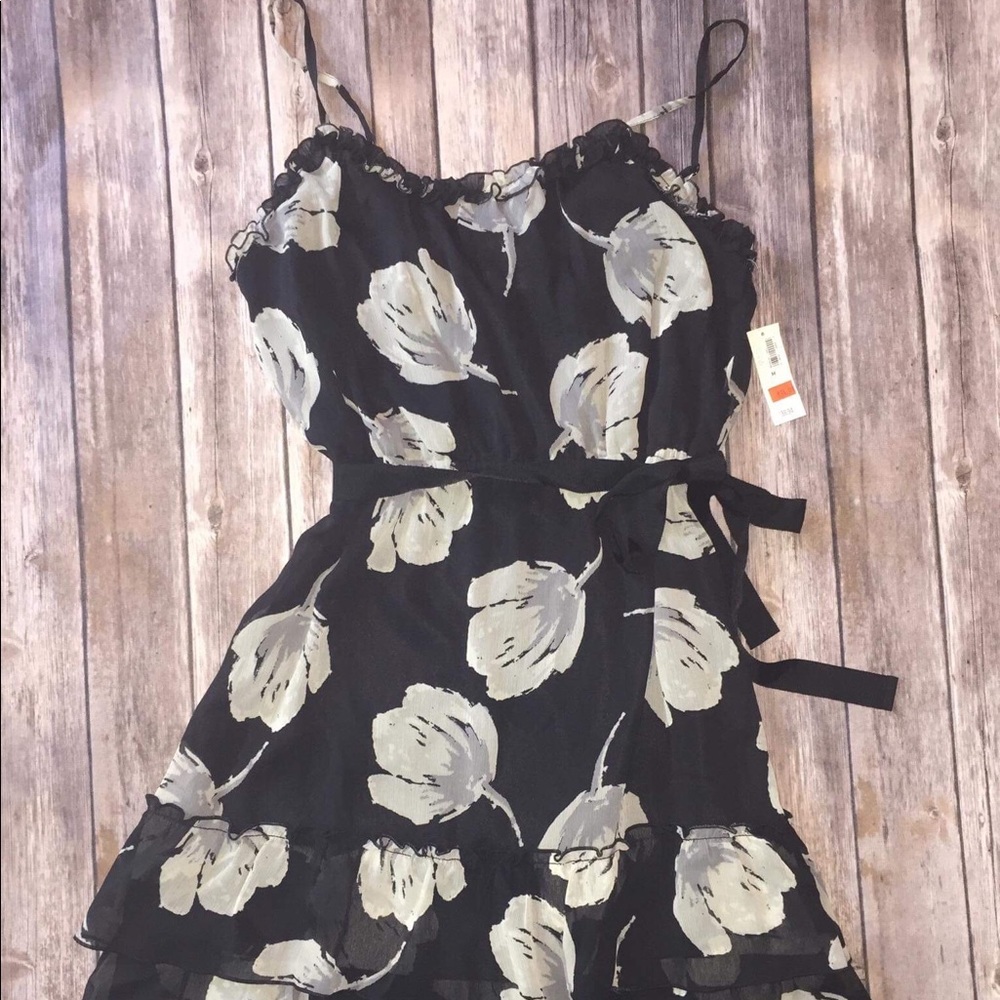 Black and grey Floral old navy dress Medium NWT